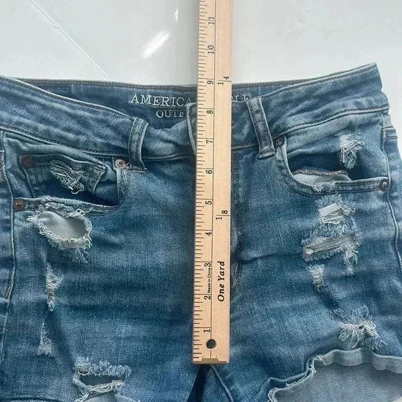 American Eagle hi rise shortie Super Stretch Jean shorts Size 4 - Picture 7 of 7